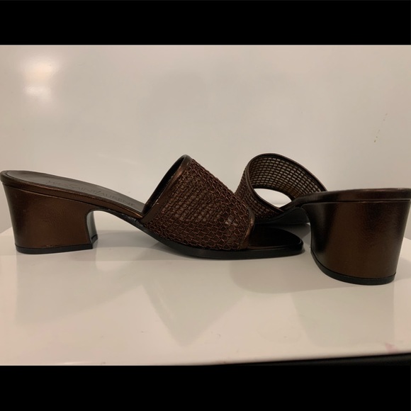 YSL Vintage (never worn) sandals - Picture 8 of 10